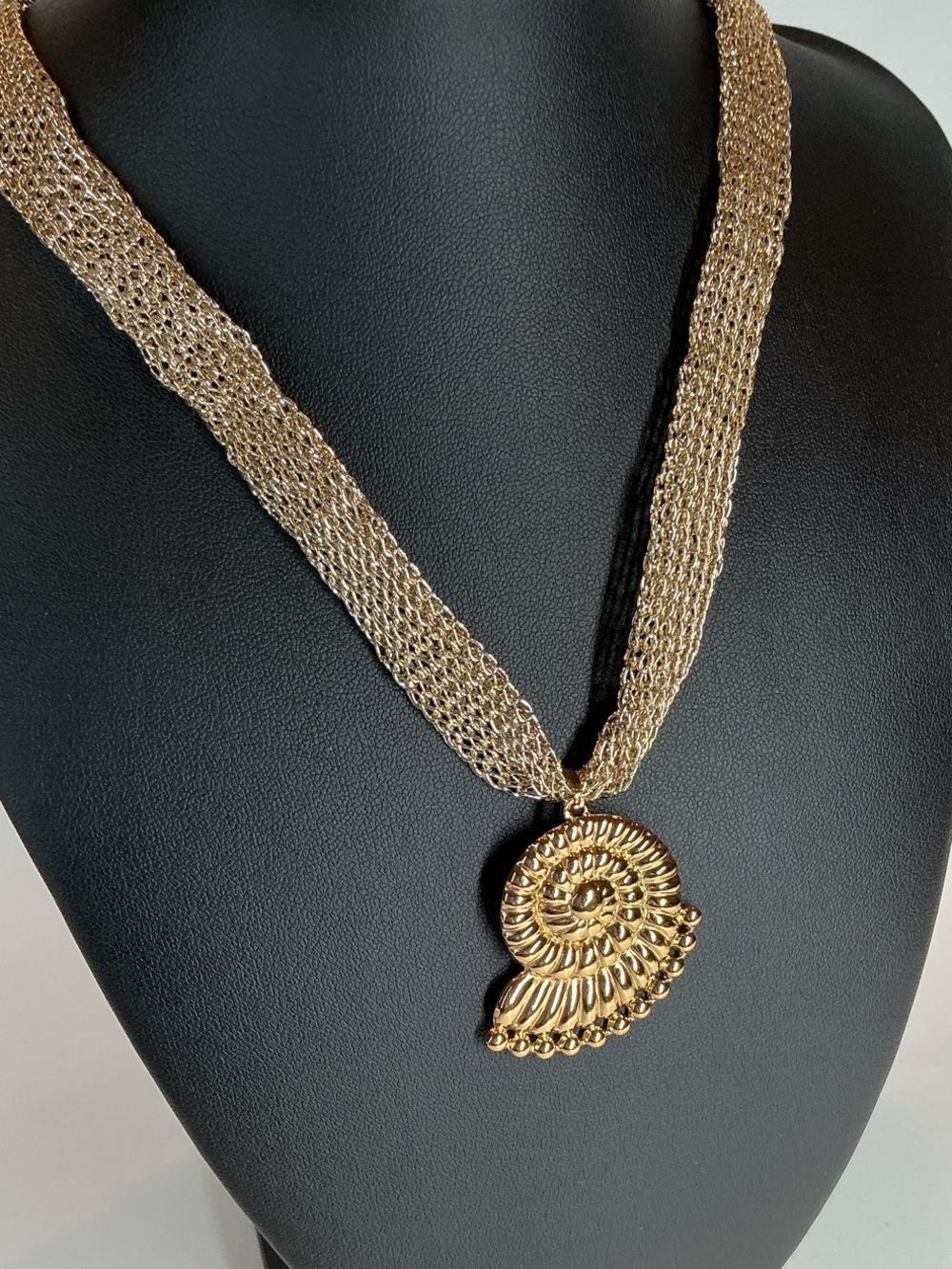 Gold Mesh woven Necklace with Spiral Shell Pendant